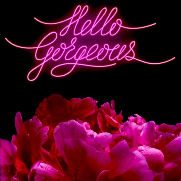 Meet your Posher, Kamaryn - Picture 1 of 1